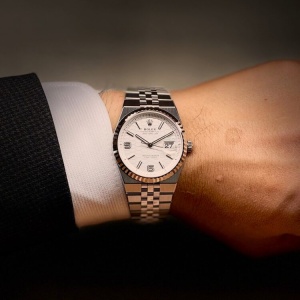 2025年発表モデル/Ref.127234 インテンスホワイトハニカムモチーフダイヤル