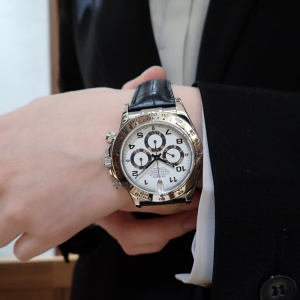 クラシカルで上品な時計